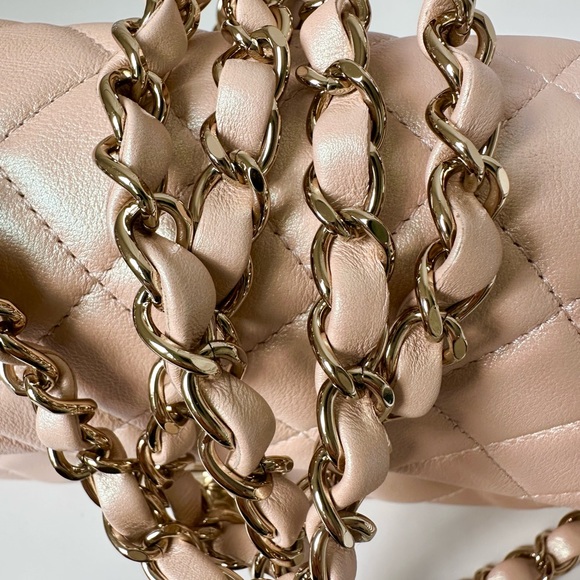 —SOLD— 21S Chanel Mini Rectangular beige iridescent - Picture 7 of 12